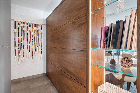 Copropriété à vendre à Miami, Floride: 2 chambres, 157.93 m2 № 1857059 - photo 21