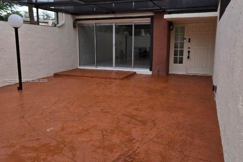 Touwnhouse à louer à Miami, Floride: 3 chambres, 167.22 m2 № 1990042 - photo 22