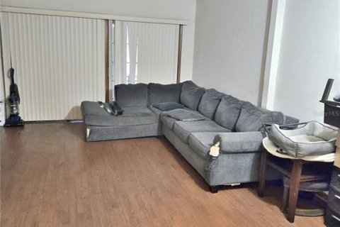 Adosado en venta en Gainesville, Florida, 2 dormitorios, 102.75 m2 № 2229672 - foto 2