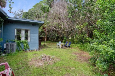 House in New Port Richey, Florida 4 bedrooms, 118.17 sq.m. № 1368241 - photo 16