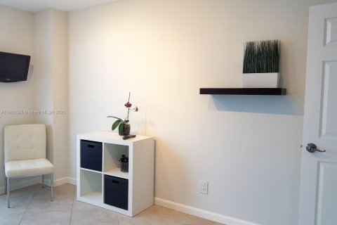 Condo in Aventura, Florida, 2 bedrooms  № 1953133 - photo 22