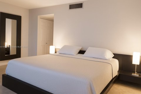 Condo in Aventura, Florida, 2 bedrooms  № 1953133 - photo 11