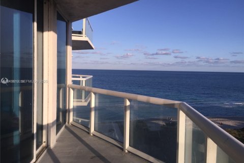 Condominio en venta en Miami Beach, Florida, 1 dormitorio, 75.99 m2 № 2034885 - foto 11