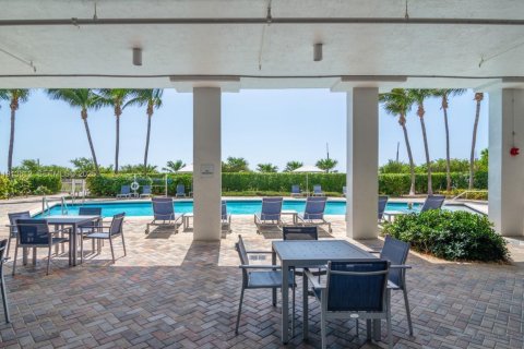 Condominio en venta en Miami Beach, Florida, 1 dormitorio, 75.99 m2 № 2034885 - foto 15