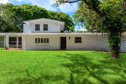 Villa ou maison à Pinecrest, Floride 4 chambres, 293.85 m2 № 2265736