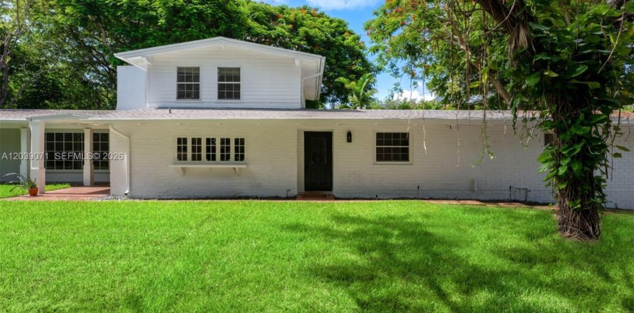 Villa ou maison à Pinecrest, Floride 4 chambres, 293.85 m2 № 2265736