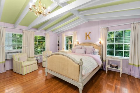 Villa ou maison à vendre à Pinecrest, Floride: 4 chambres, 293.85 m2 № 2265736 - photo 13