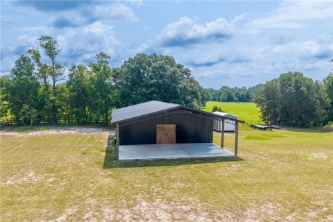 House in Bell, Florida 3 bedrooms, 202.16 sq.m. № 2287289 - photo 5