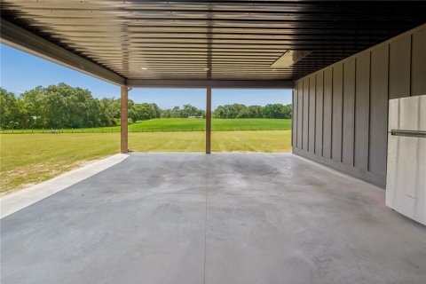 House in Bell, Florida 3 bedrooms, 202.16 sq.m. № 2287289 - photo 21