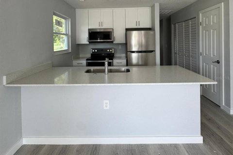 House in Ocala, Florida 3 bedrooms, 114.08 sq.m. № 1856685 - photo 3