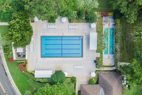 Condo in Pompano Beach, Florida, 1 bedroom  № 2068781 - photo 19