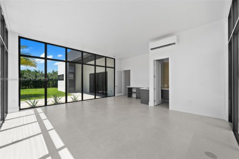 House in Homestead, Florida 4 bedrooms, 246.93 sq.m. № 1766917 - photo 17