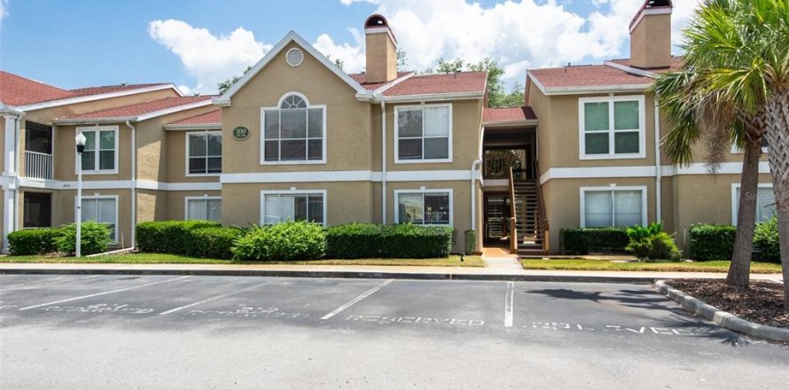 Condominio en Tampa, Florida, 2 dormitorios  № 1680239