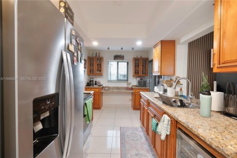 Купить виллу или дом в Помпано-Бич, Флорида 2 спальни, 123.65м2, № 2006017 - фото 9