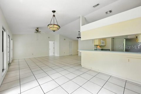 House in Gainesville, Florida 3 bedrooms, 138.24 sq.m. № 1847140 - photo 20
