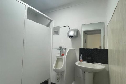 Propiedad comercial en alquiler en Clearwater, Florida, 360.55 m2 № 1806944 - foto 12
