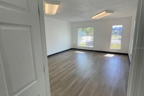Propiedad comercial en alquiler en Clearwater, Florida, 360.55 m2 № 1806944 - foto 6