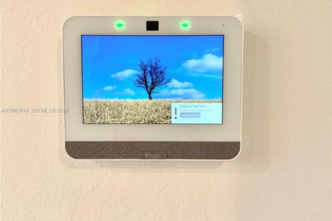 Townhouse in Florida City, Florida 3 bedrooms, 128.39 sq.m. № 2062856 - photo 9