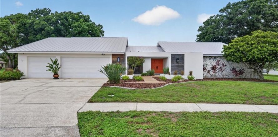 Villa ou maison à Clearwater, Floride 4 chambres, 293.01 m2 № 2294898