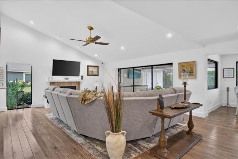 Villa ou maison à vendre à Clearwater, Floride: 4 chambres, 293.01 m2 № 2294898 - photo 18