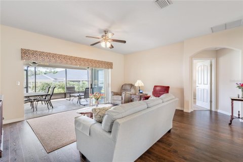 House in Leesburg, Florida 3 bedrooms, 159.14 sq.m. № 2110313 - photo 21