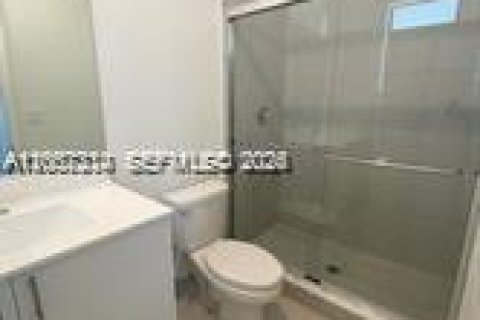 House in Homestead, Florida 3 bedrooms № 2276742 - photo 4