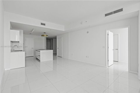 Купить кондоминиум в Майами, Флорида 1 спальня, 94.57м2, № 2045081 - фото 24