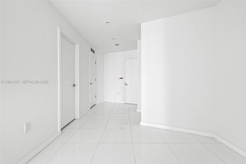 Купить кондоминиум в Майами, Флорида 1 спальня, 94.57м2, № 2045081 - фото 12