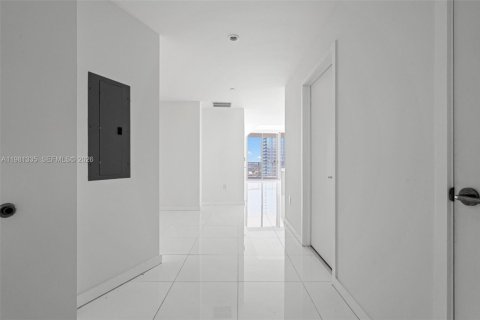 Купить кондоминиум в Майами, Флорида 1 спальня, 94.57м2, № 2045081 - фото 9