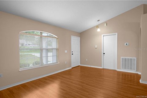 Villa ou maison à vendre à Beverly Hills, Floride: 3 chambres, 142.6 m2 № 2214734 - photo 5