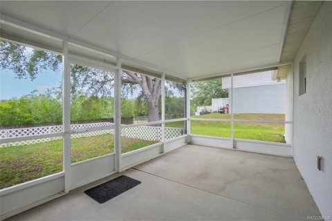 Villa ou maison à vendre à Beverly Hills, Floride: 3 chambres, 142.6 m2 № 2214734 - photo 20