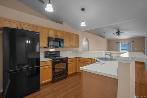 Villa ou maison à vendre à Beverly Hills, Floride: 3 chambres, 142.6 m2 № 2214734 - photo 7