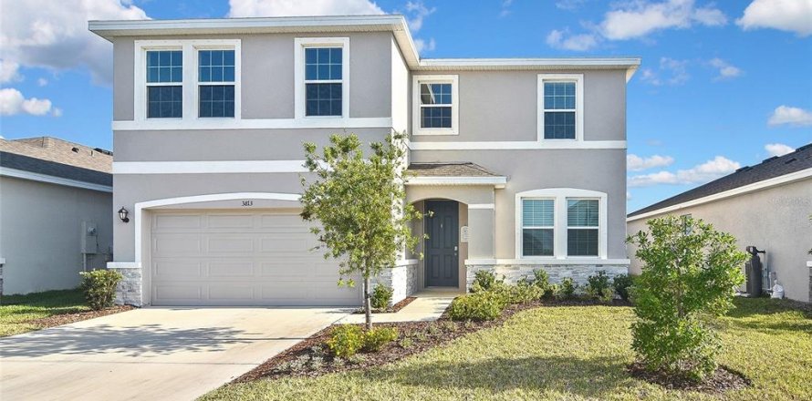 House in Bradenton, Florida 4 bedrooms, 256.04 sq.m. № 1802393