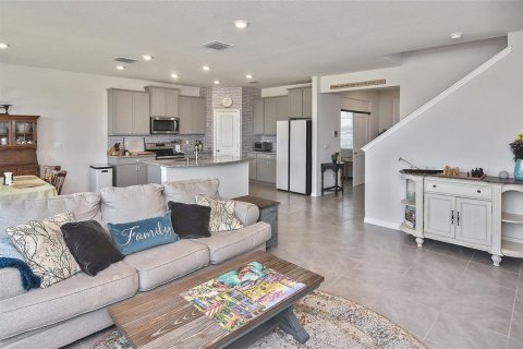 House in Bradenton, Florida 4 bedrooms, 256.04 sq.m. № 1802393 - photo 2