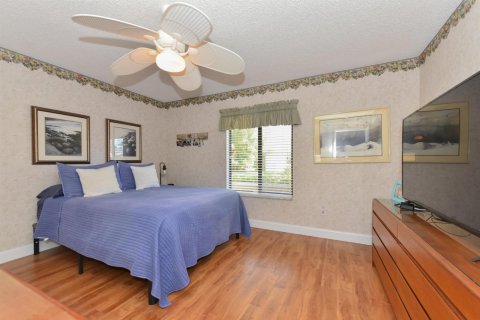 House in Delray Beach, Florida 2 bedrooms, 190.64 sq.m. № 2171609 - photo 25