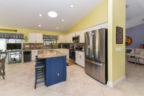 House in Delray Beach, Florida 2 bedrooms, 190.64 sq.m. № 2171609 - photo 9