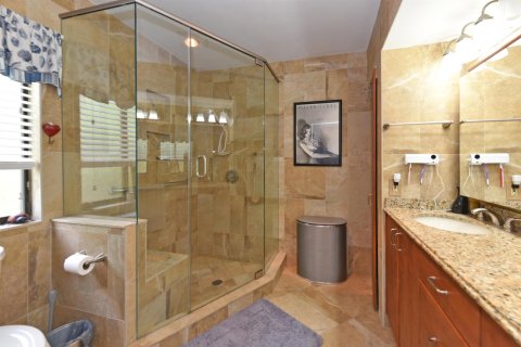 House in Delray Beach, Florida 2 bedrooms, 190.64 sq.m. № 2171609 - photo 23