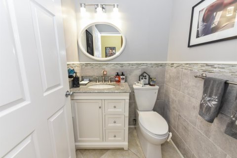 House in Delray Beach, Florida 2 bedrooms, 190.64 sq.m. № 2171609 - photo 18