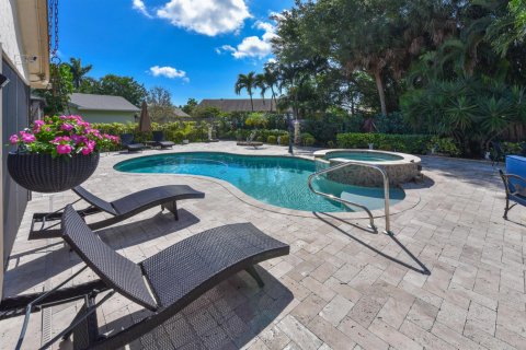 House in Delray Beach, Florida 2 bedrooms, 190.64 sq.m. № 2171609 - photo 29