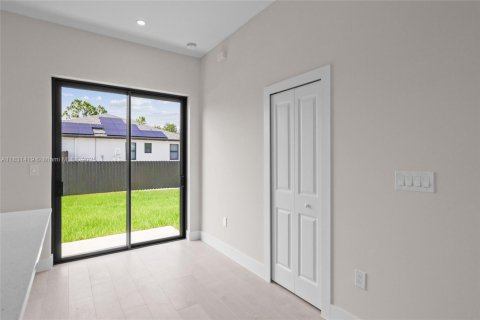 Купить виллу или дом в Лихай-Эйкерс, Флорида 3 спальни, № 1978042 - фото 13