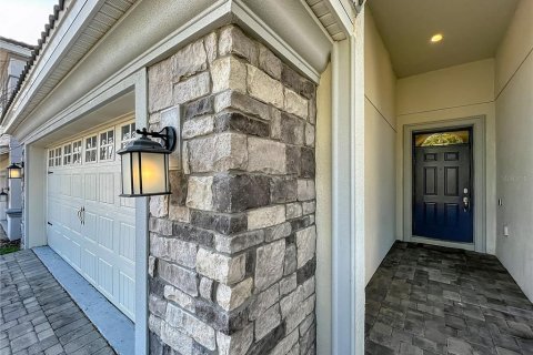 Casa en venta en Davenport, Florida, 6 dormitorios, 284.56 m2 № 1733388 - foto 2