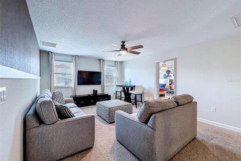 Casa en venta en Davenport, Florida, 6 dormitorios, 284.56 m2 № 1733388 - foto 25
