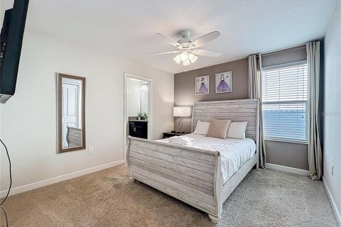 Casa en venta en Davenport, Florida, 6 dormitorios, 284.56 m2 № 1733388 - foto 30