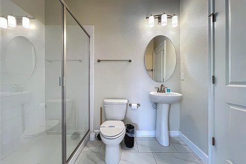 Casa en venta en Davenport, Florida, 6 dormitorios, 284.56 m2 № 1733388 - foto 21