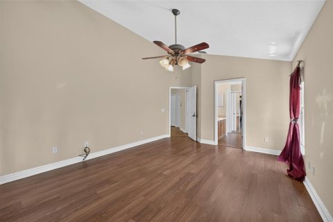 Villa ou maison à vendre à Orange City, Floride: 3 chambres, 137.22 m2 № 2314253 - photo 12
