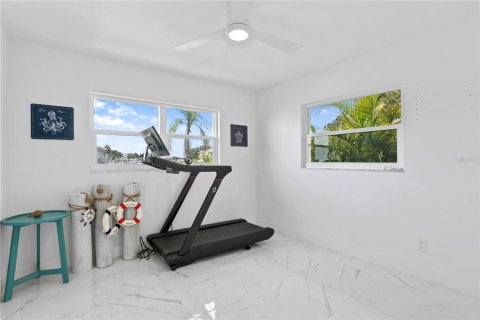 Villa ou maison à vendre à Saint Petersburg, Floride: 4 chambres, 158.21 m2 № 1902892 - photo 24