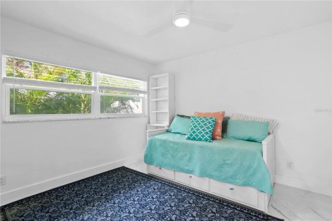 Villa ou maison à vendre à Saint Petersburg, Floride: 4 chambres, 158.21 m2 № 1902892 - photo 23