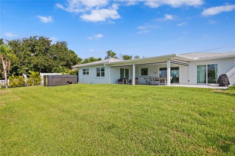 Villa ou maison à vendre à Saint Petersburg, Floride: 4 chambres, 158.21 m2 № 1902892 - photo 11