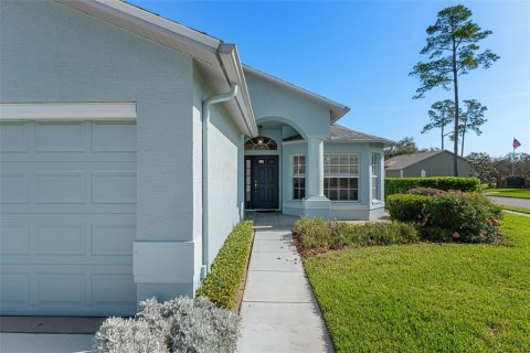 House in Hudson, Florida 3 bedrooms, 183.02 sq.m. № 2105026 - photo 4