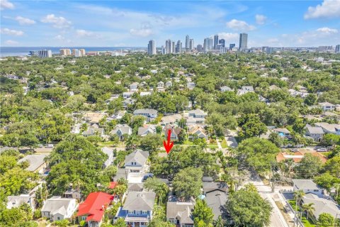 Casa en venta en Saint Petersburg, Florida, 3 dormitorios, 233.37 m2 № 2207842 - foto 3